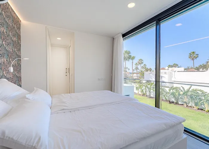 Don Carlos Sea View - Adults Only ! *