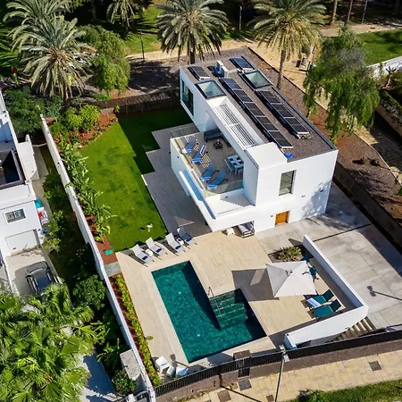 דירה Don Carlos Sea View - Adults Only !