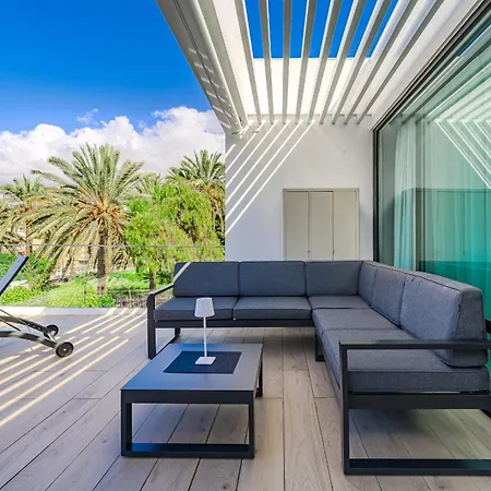 Don Carlos Sea View - Adults Only ! דירה